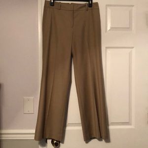 Ann Taylor tan wool trousers in size 6P.